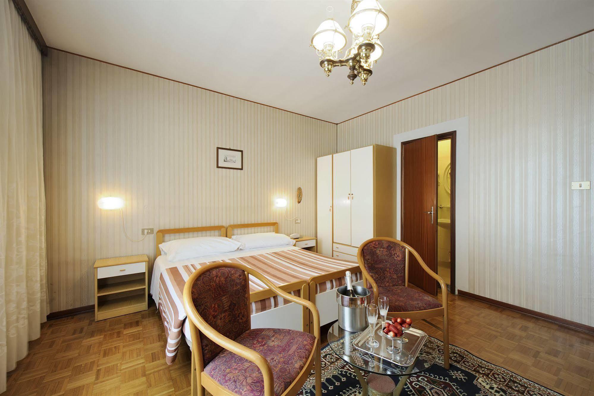 Hotel Bertusi Porretta Terme Luaran gambar